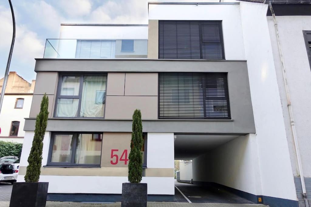 Modernes Apartment Mit Privatem Stellplatz Wenige Minuten Von Der Innenstadt & Mosel Κόμπλεντς Εξωτερικό φωτογραφία
