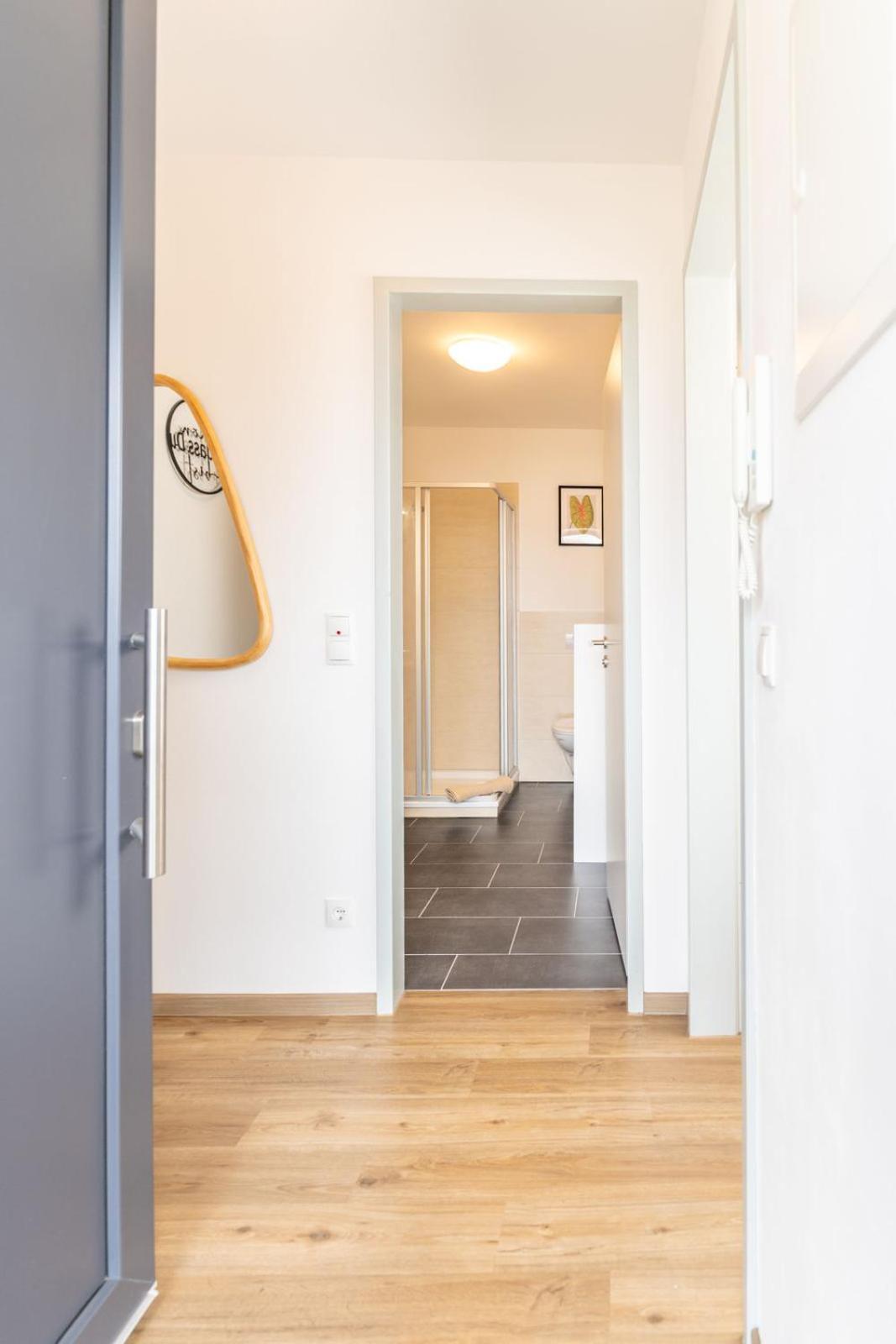 Modernes Apartment Mit Privatem Stellplatz Wenige Minuten Von Der Innenstadt & Mosel Κόμπλεντς Εξωτερικό φωτογραφία